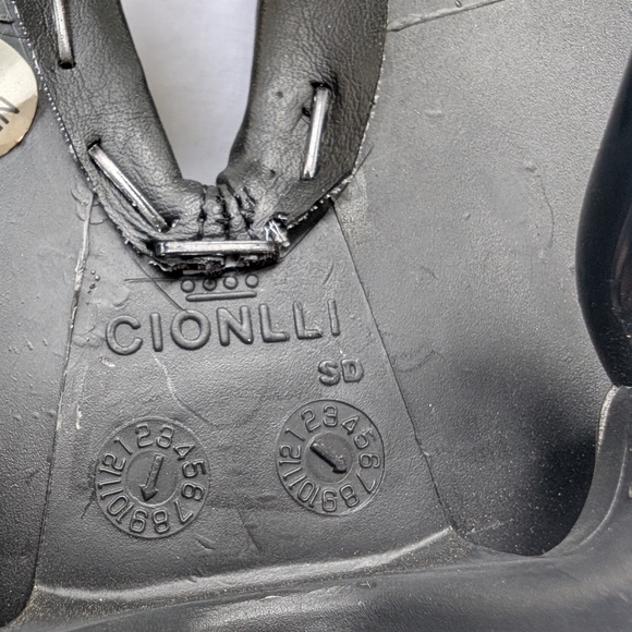 Black Bicycle Seat with Silver Post - Picture 3 of 5